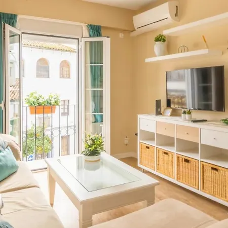 Apartment Juani Centro Parking Y Wifi Gratis *